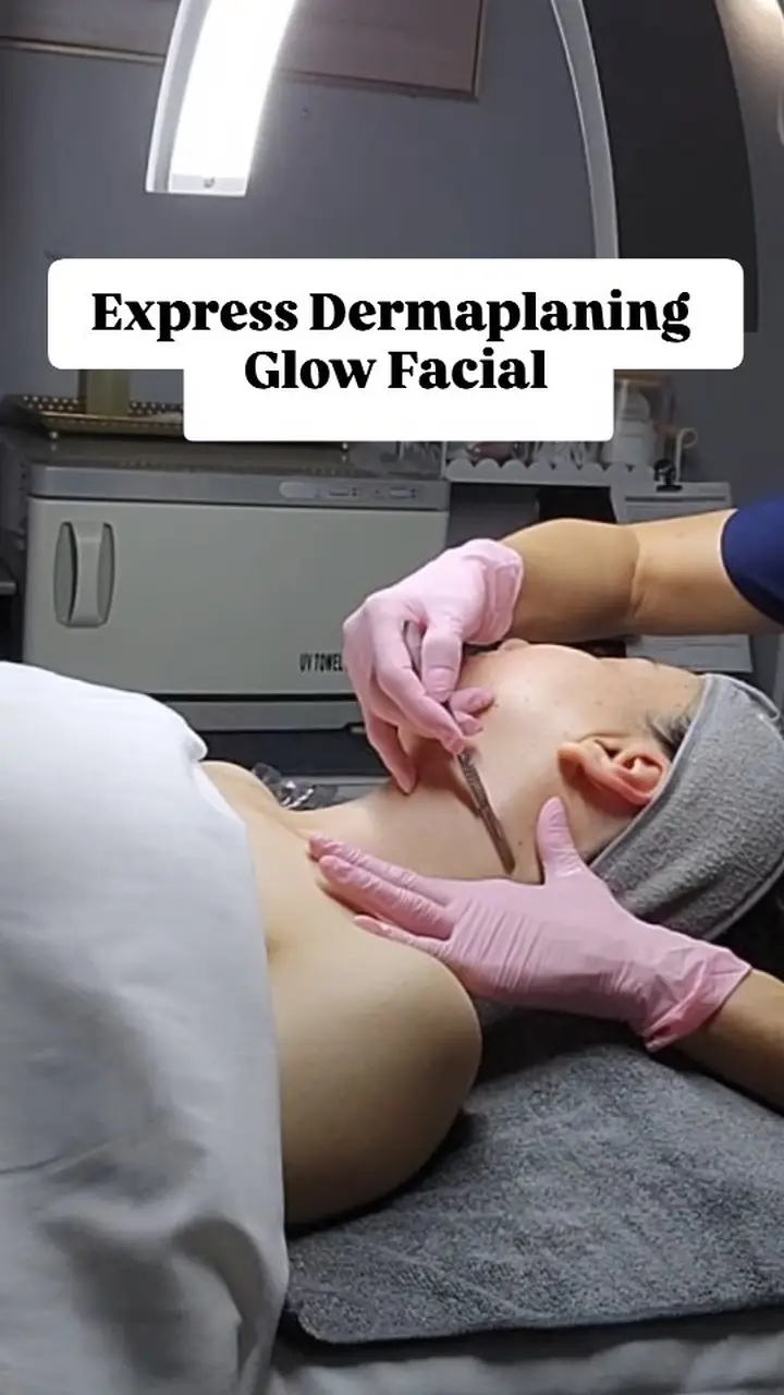 Express Dermaplaning Glow